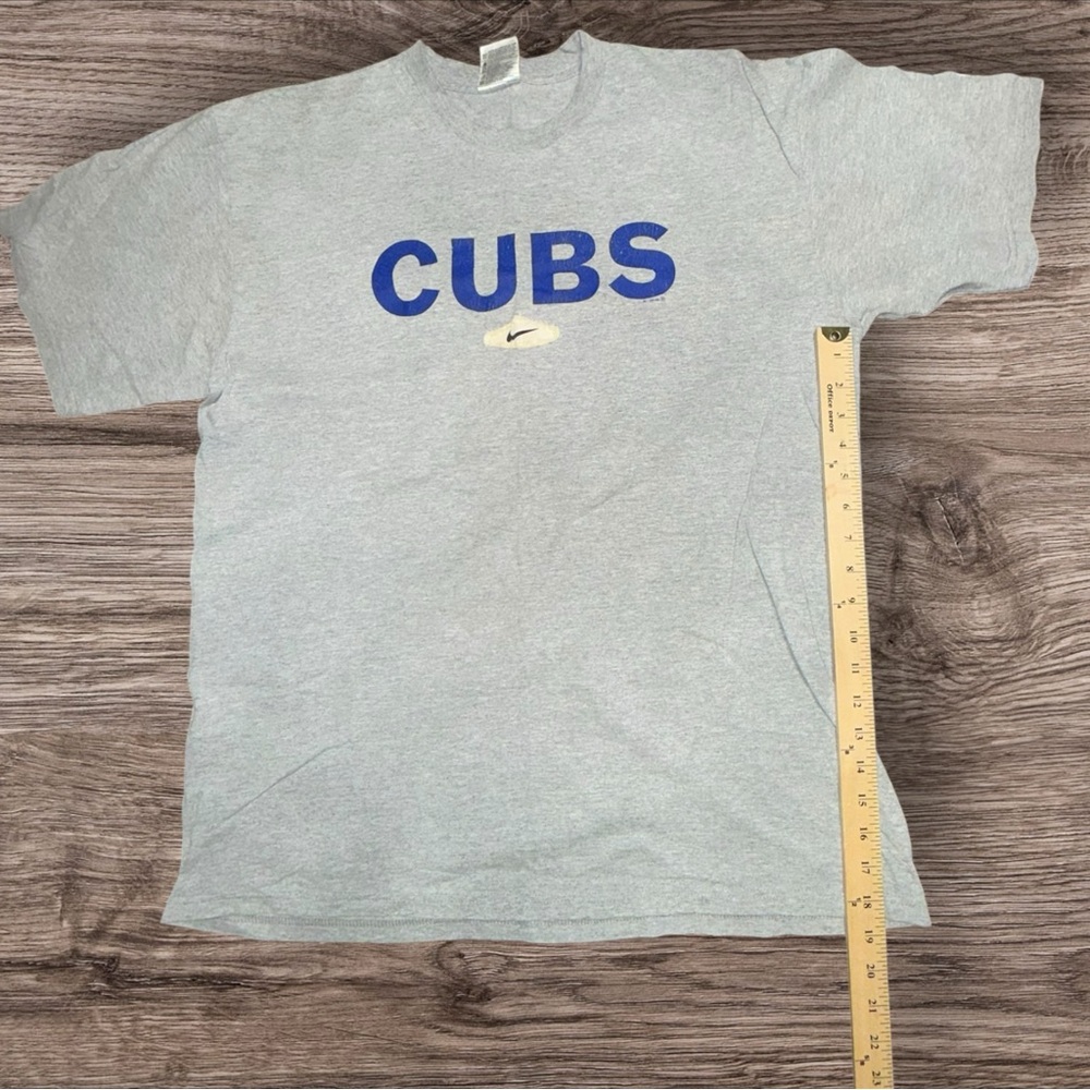 Vintage Nike Chicago Cubs T Shirt Mens L Gray MLB Baseball Swoosh 90s Y2K - Picture 3 of 6